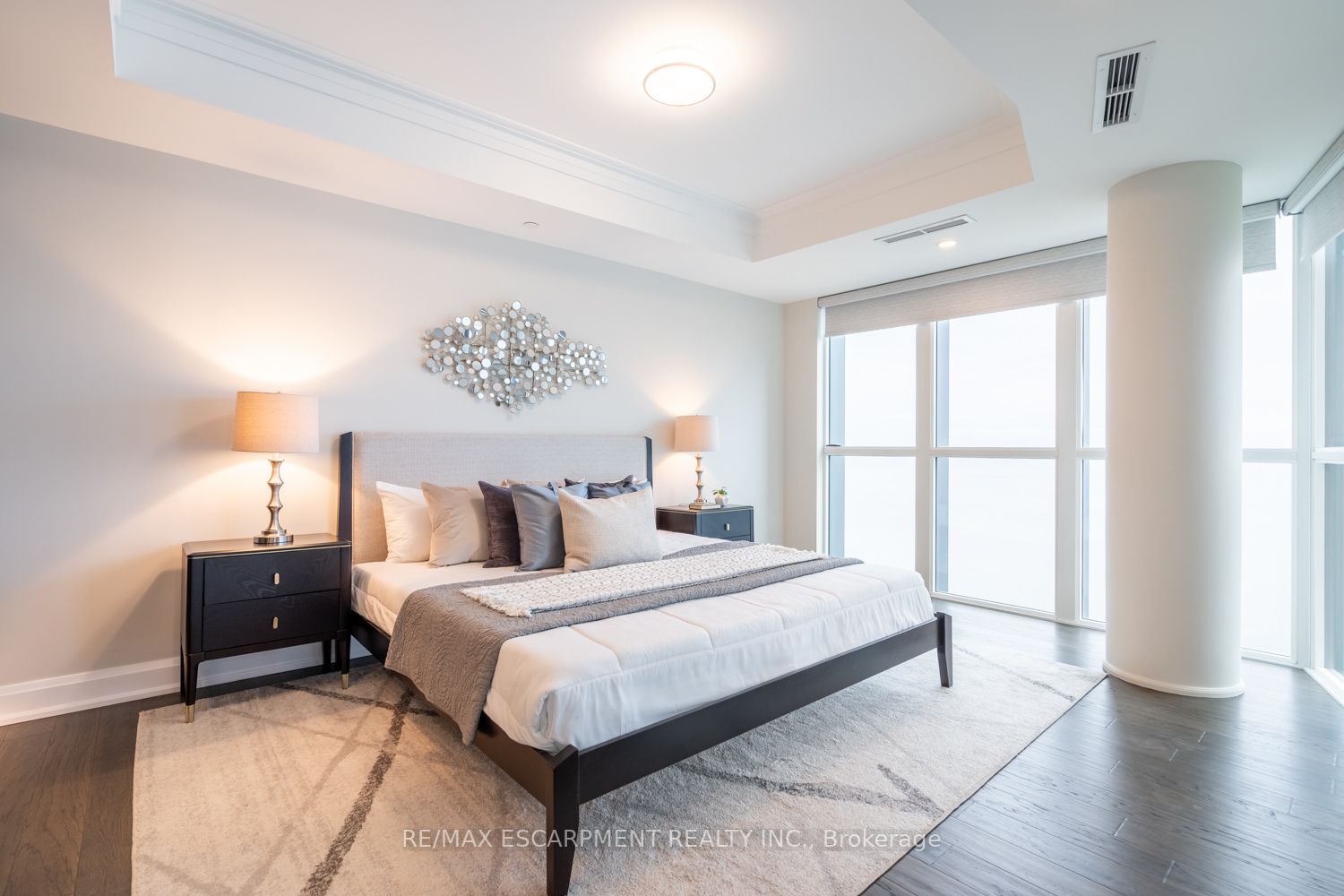 2060 Lakeshore Rd, #509