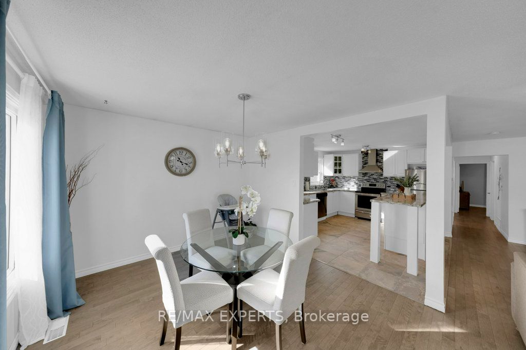 32 Wright Cres