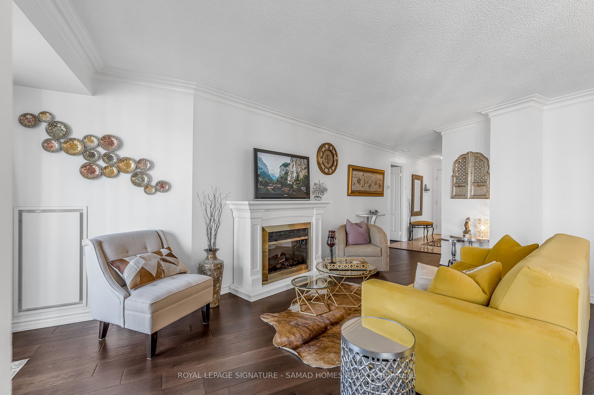 2111 Lake Shore Blvd W, #818