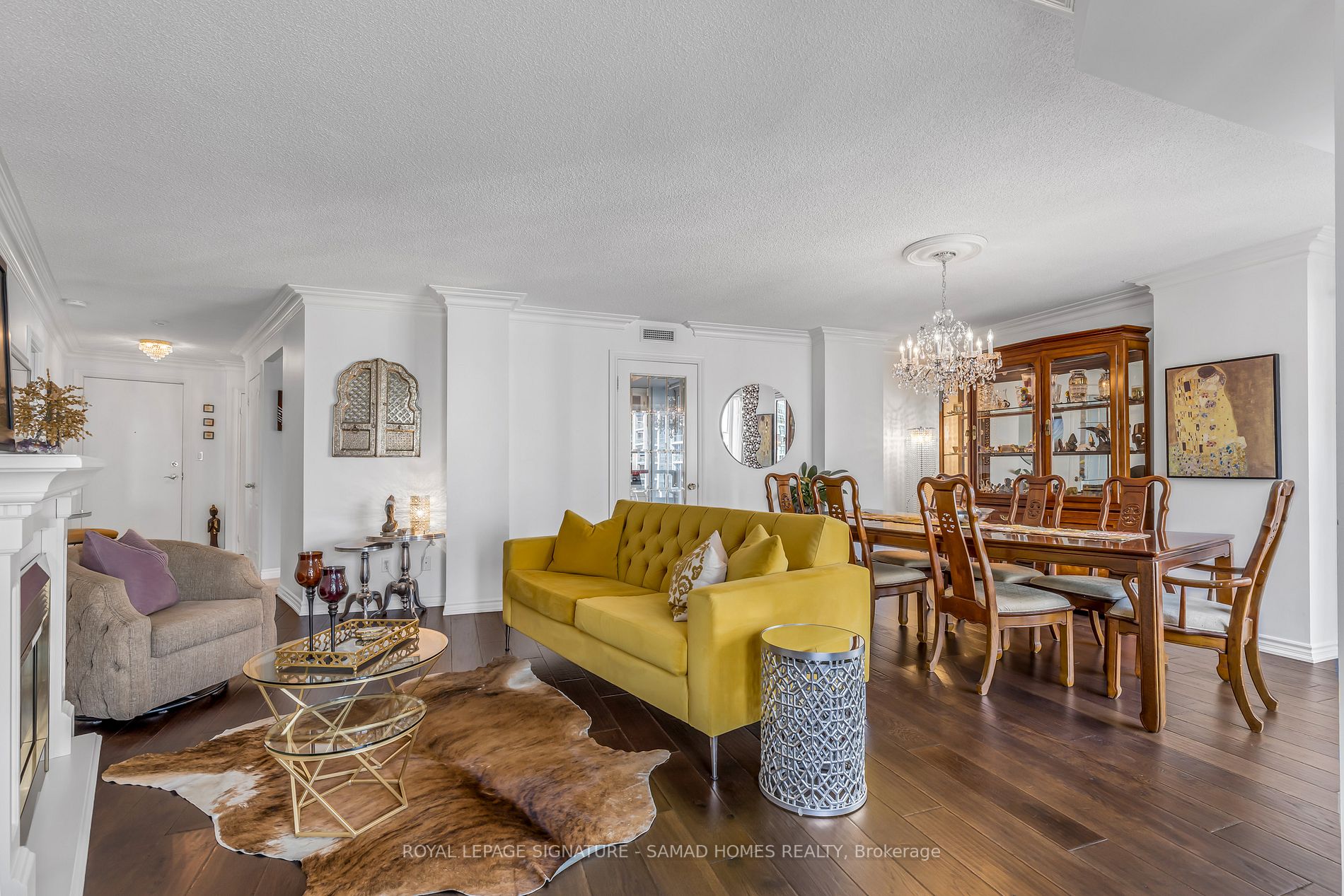 2111 Lake Shore Blvd W, #818