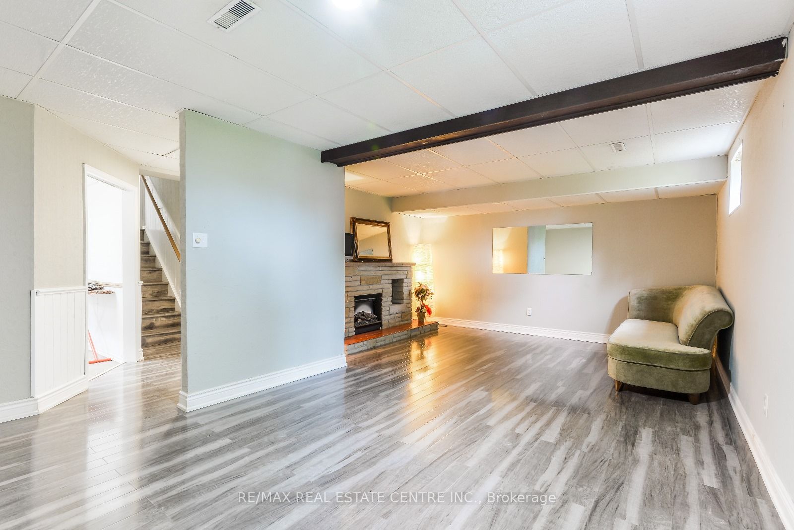 40 BRENTWOOD Drive