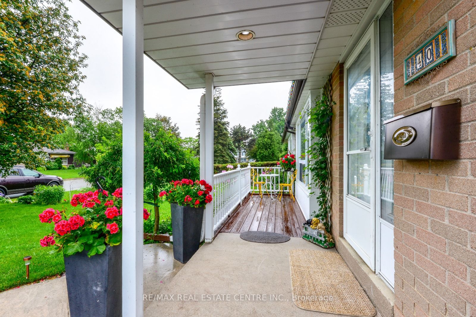 40 BRENTWOOD Drive