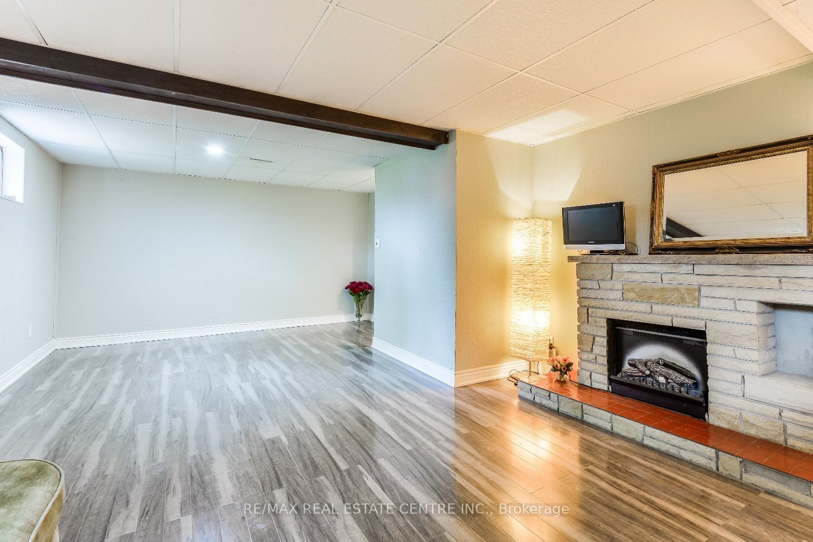 40 BRENTWOOD Drive