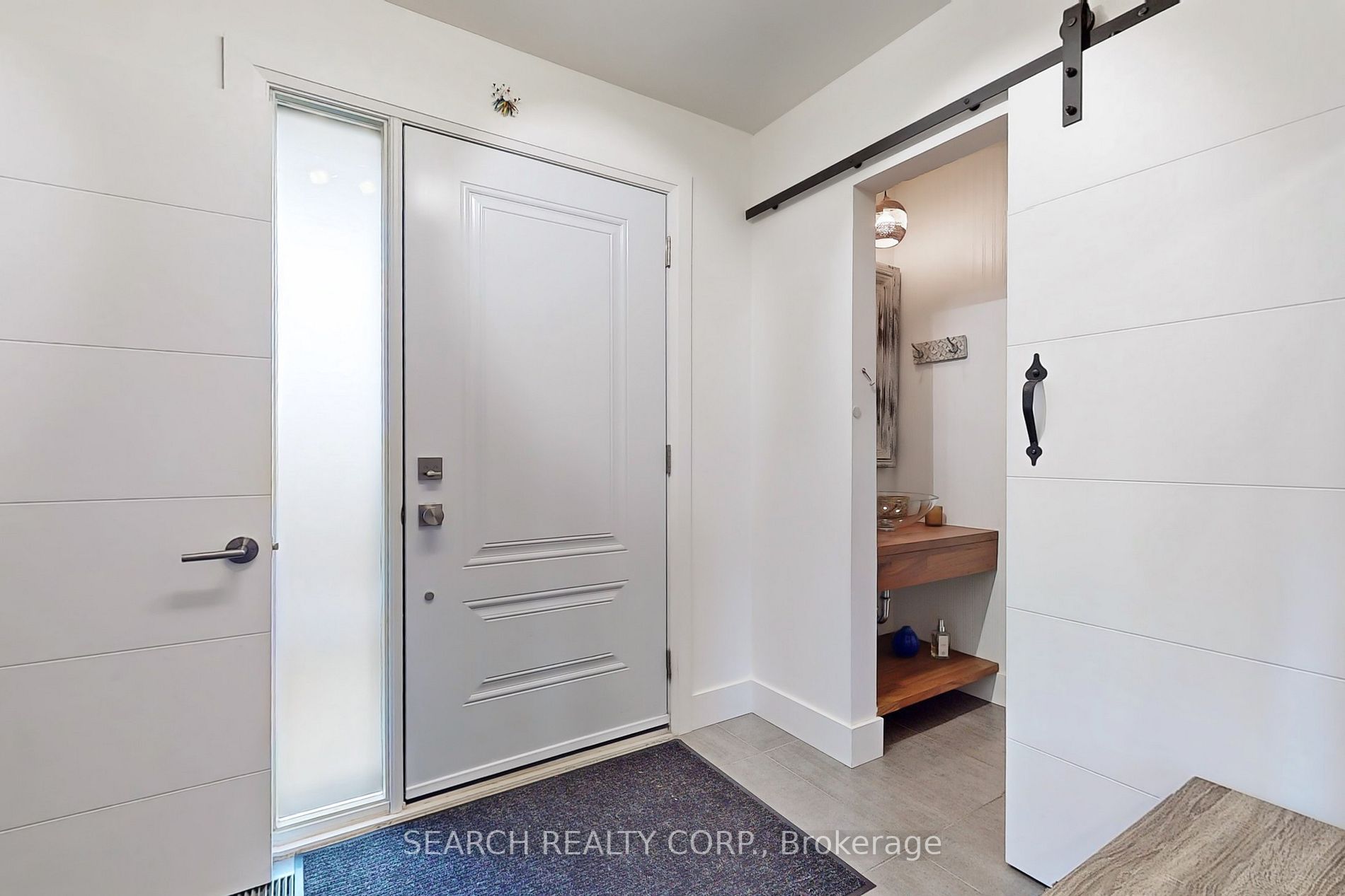1499 Hobbs Cres