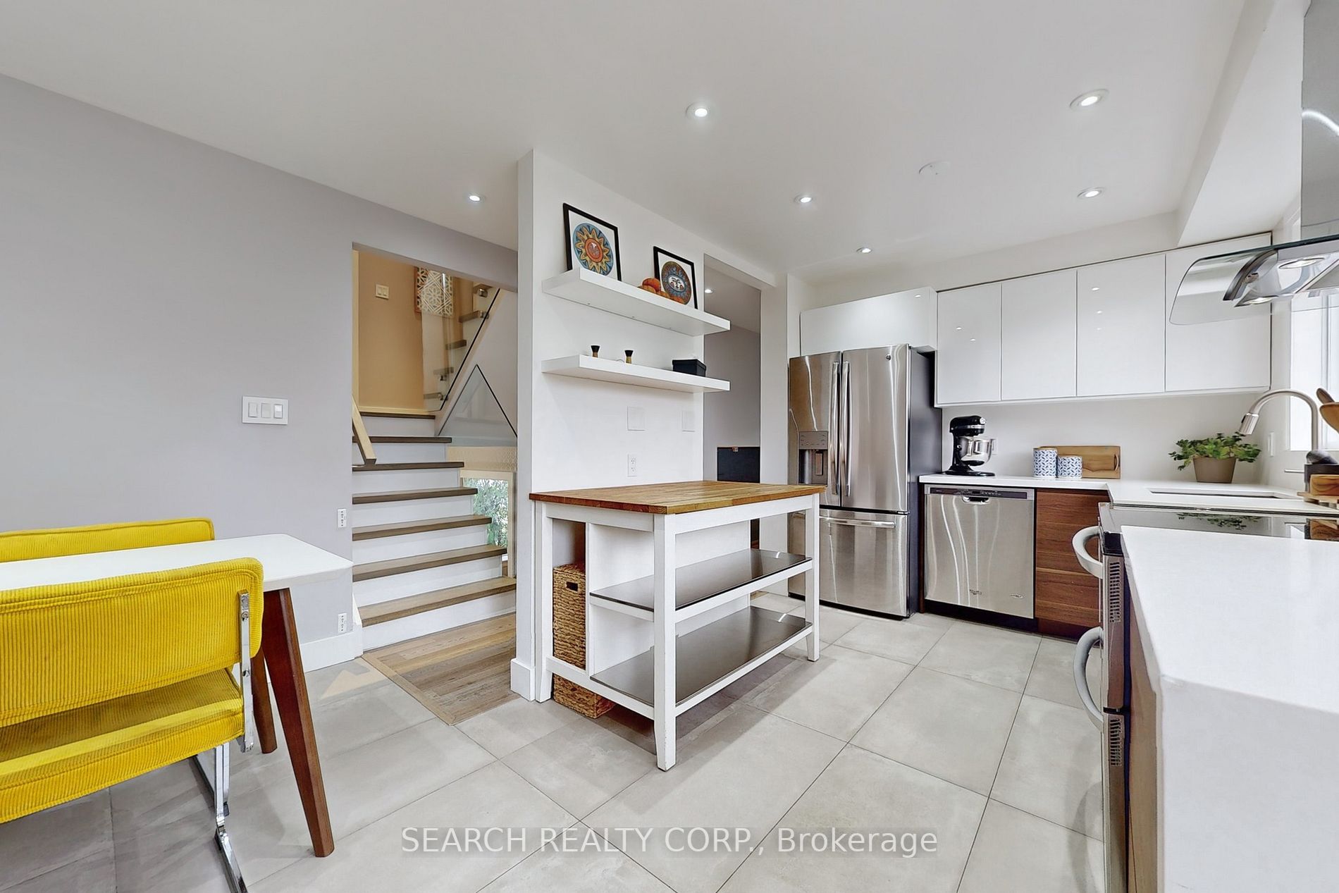 1499 Hobbs Cres