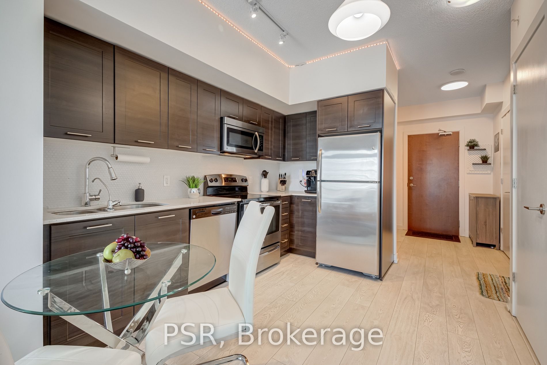 2220 Lake Shore Blvd, #2203