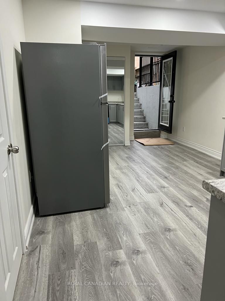 19 Dusty Star Rd, ##lower