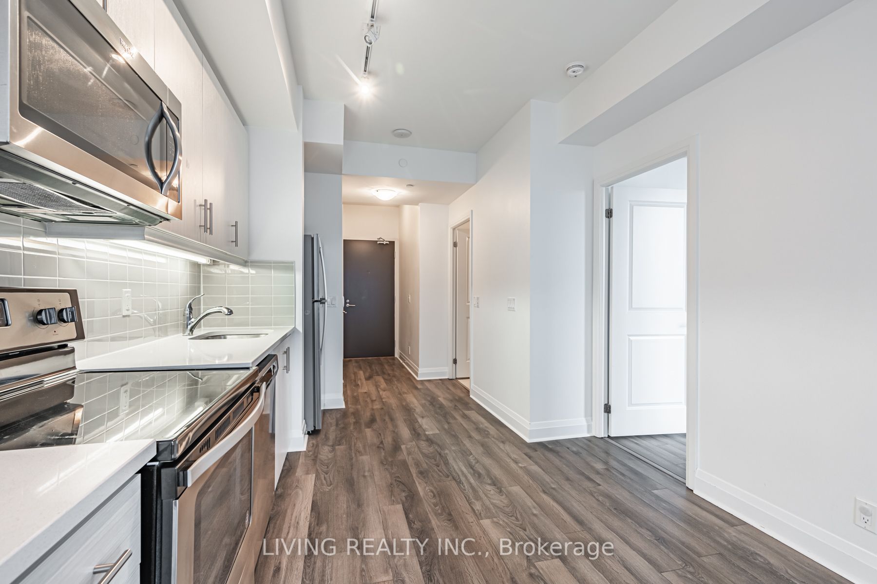 17 Zorra St, #510