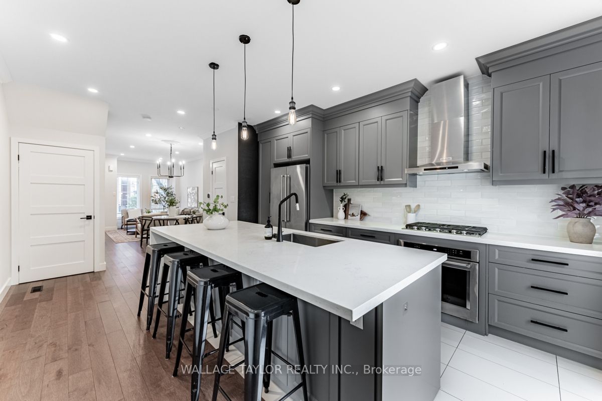 160 Rankin Cres