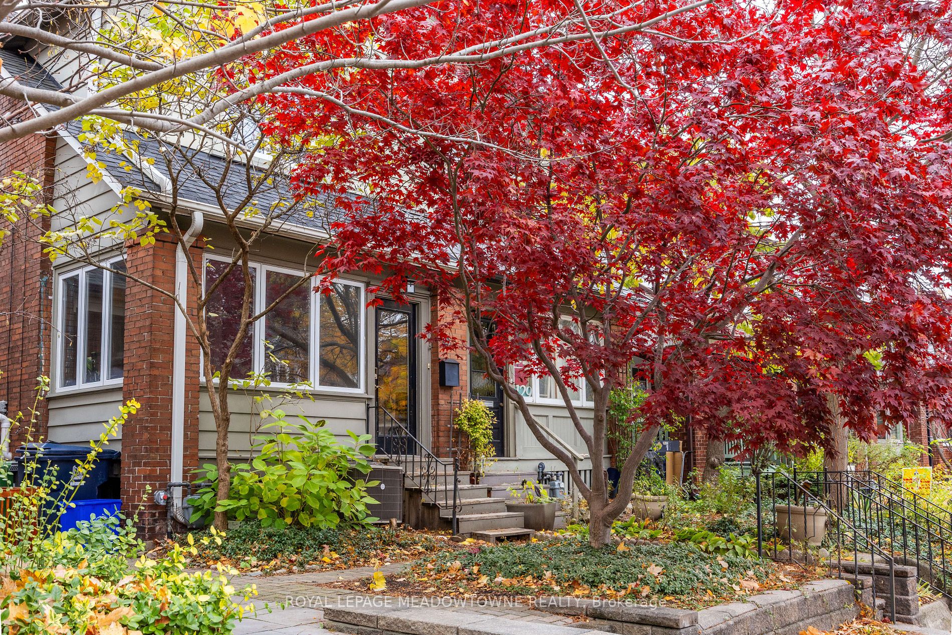 131 Evans Ave