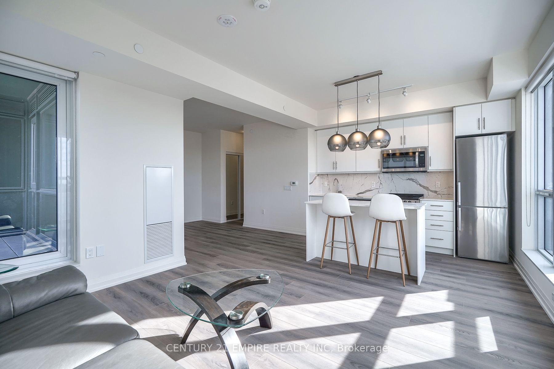 509 Dundas St, #306