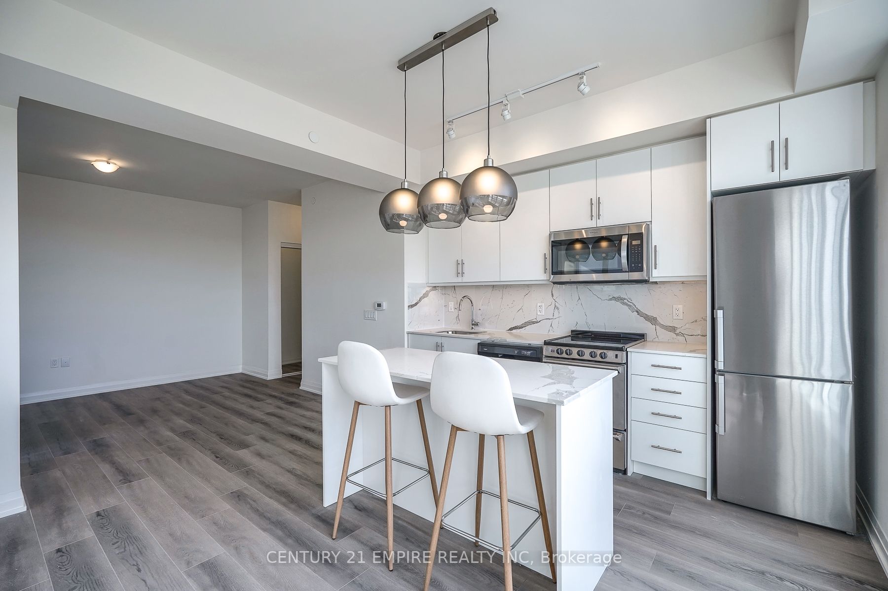 509 Dundas St, #306