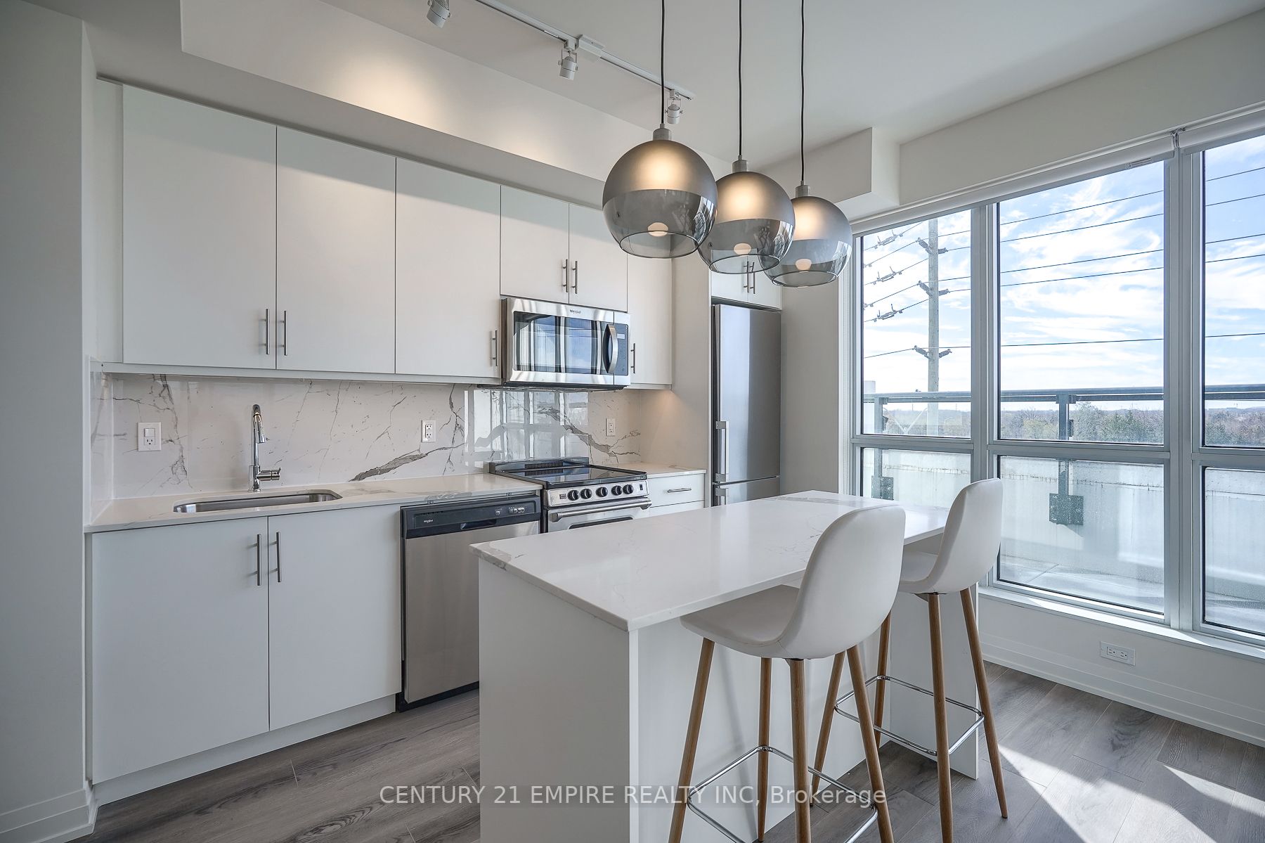 509 Dundas St, #306