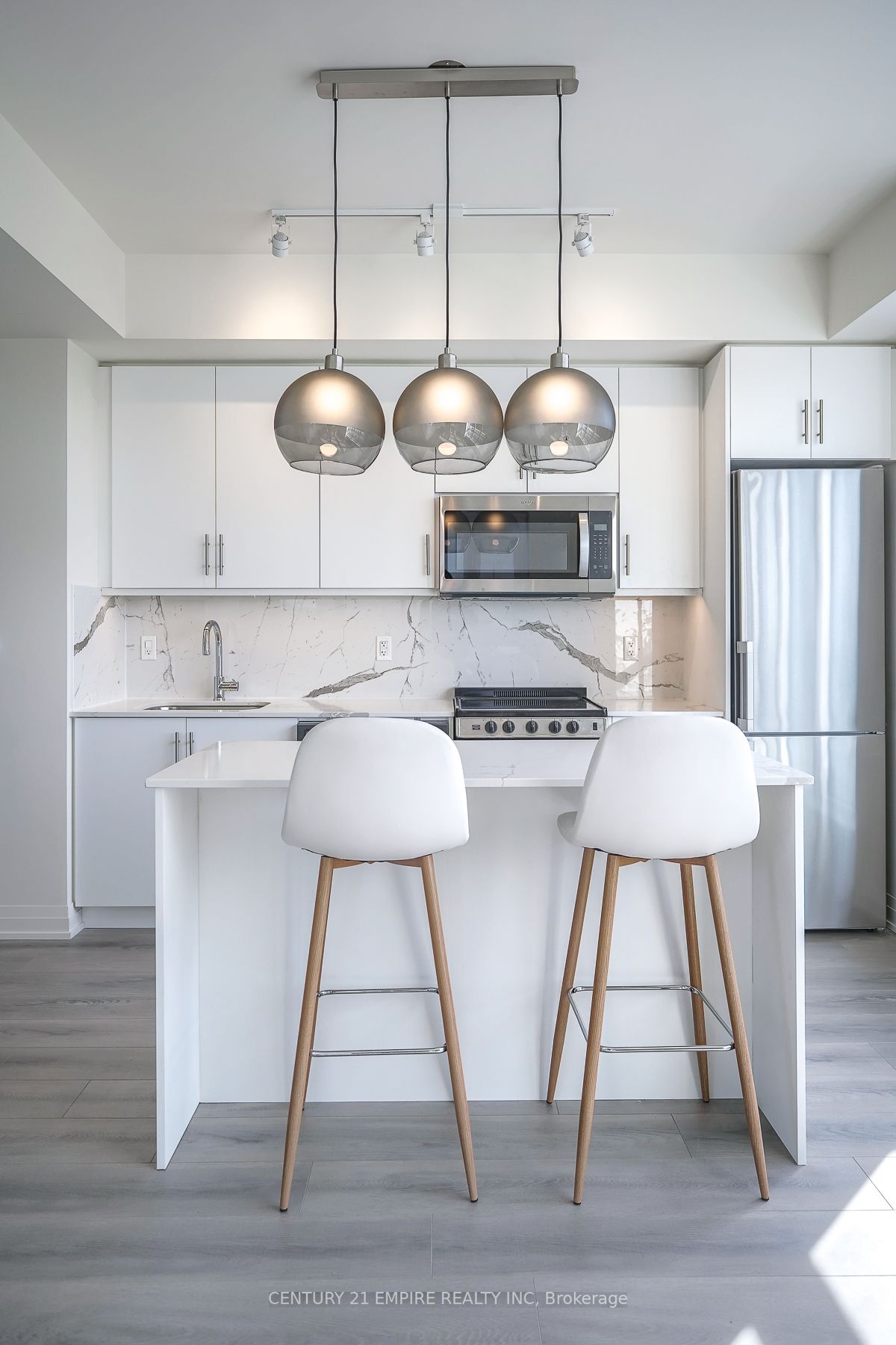 509 Dundas St, #306