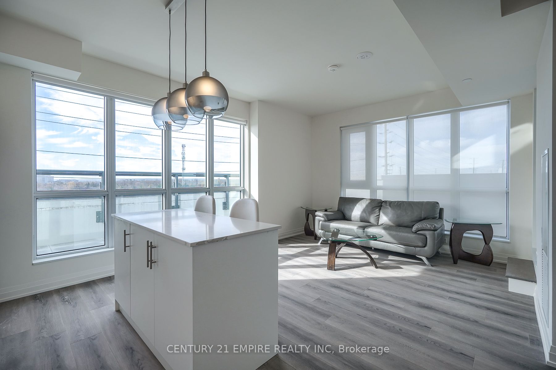 509 Dundas St, #306