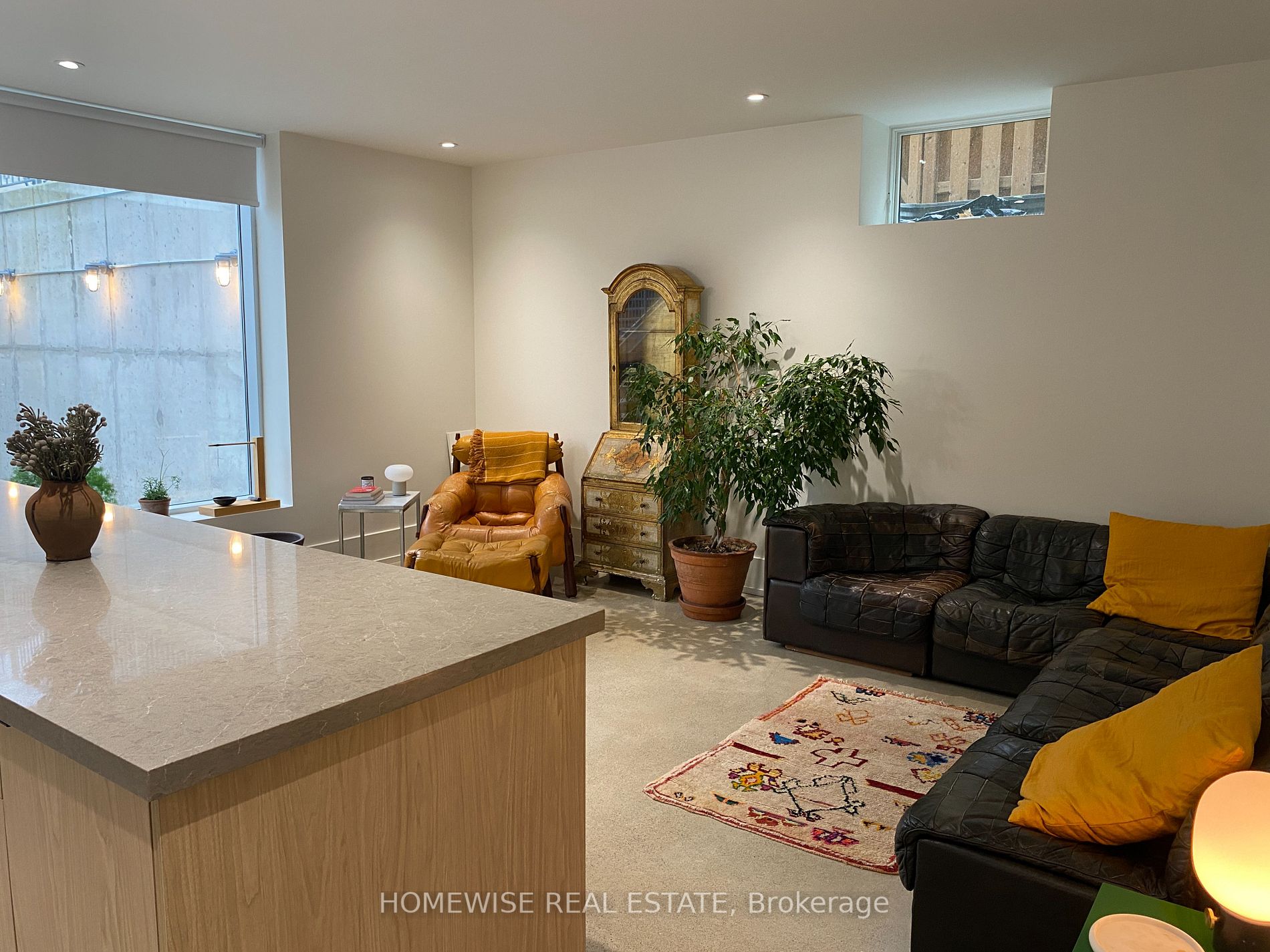 1540 King St W, #1D