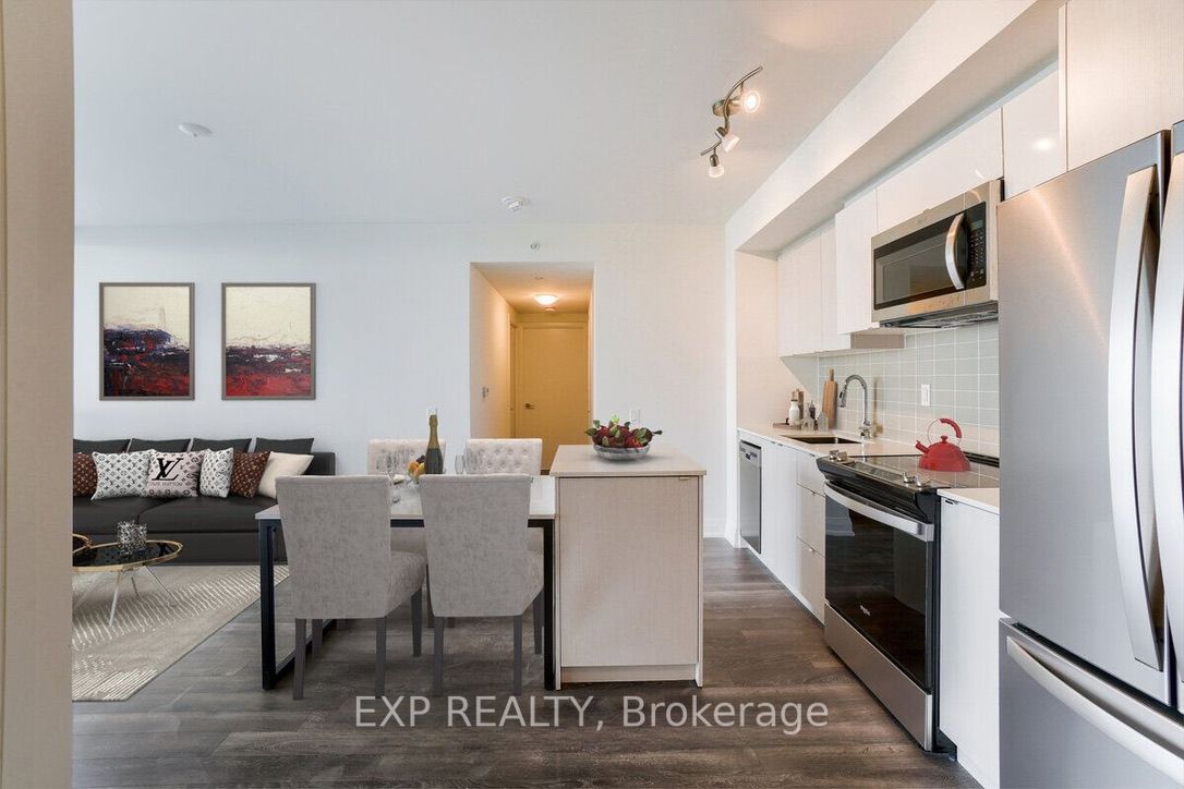 1461 Lawrence Ave W, #704