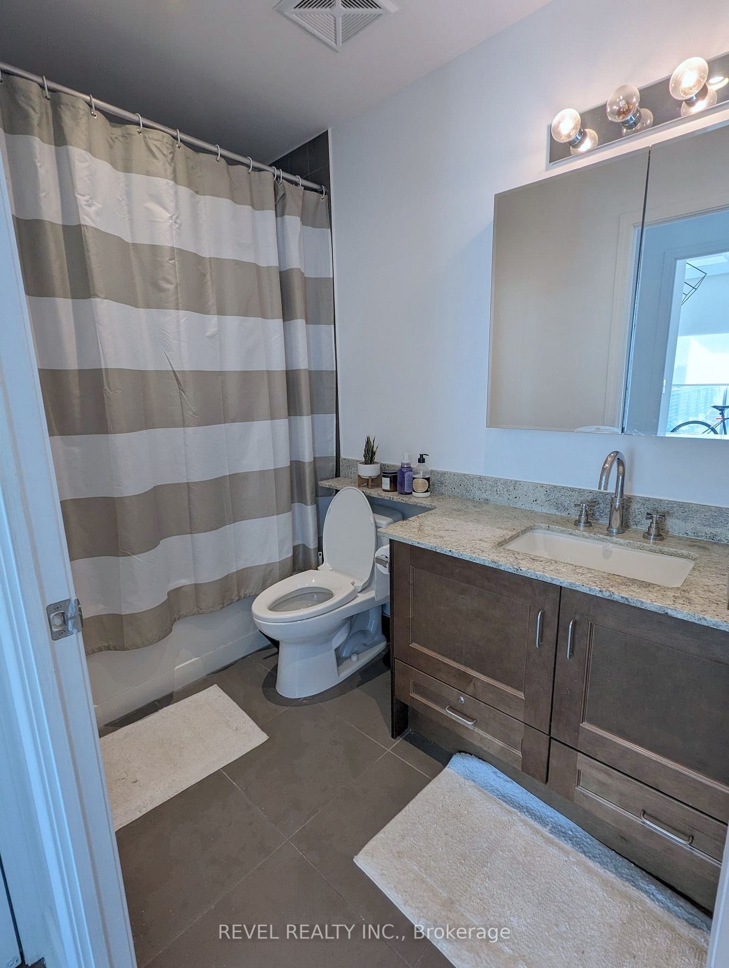 1900 Lake Shore Blvd W, #505