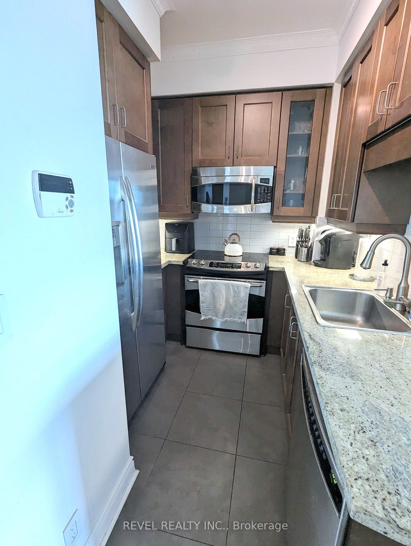 1900 Lake Shore Blvd W, #505