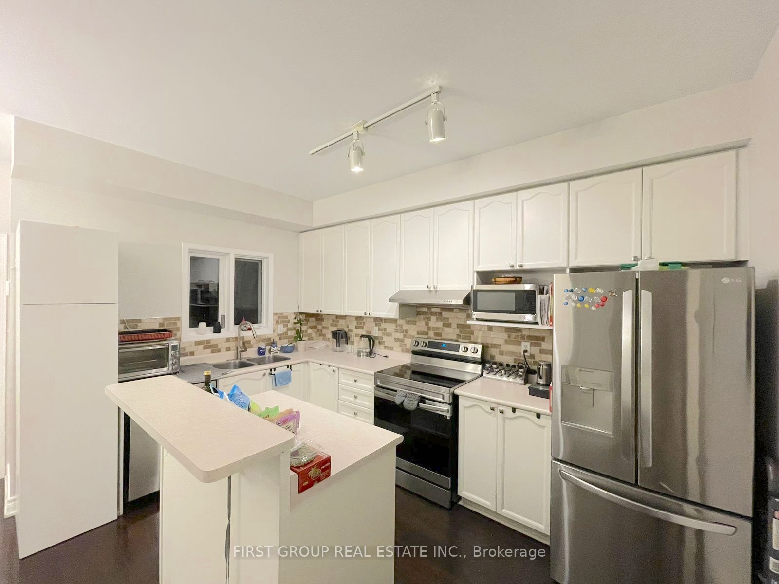 170 Gatwick Dr