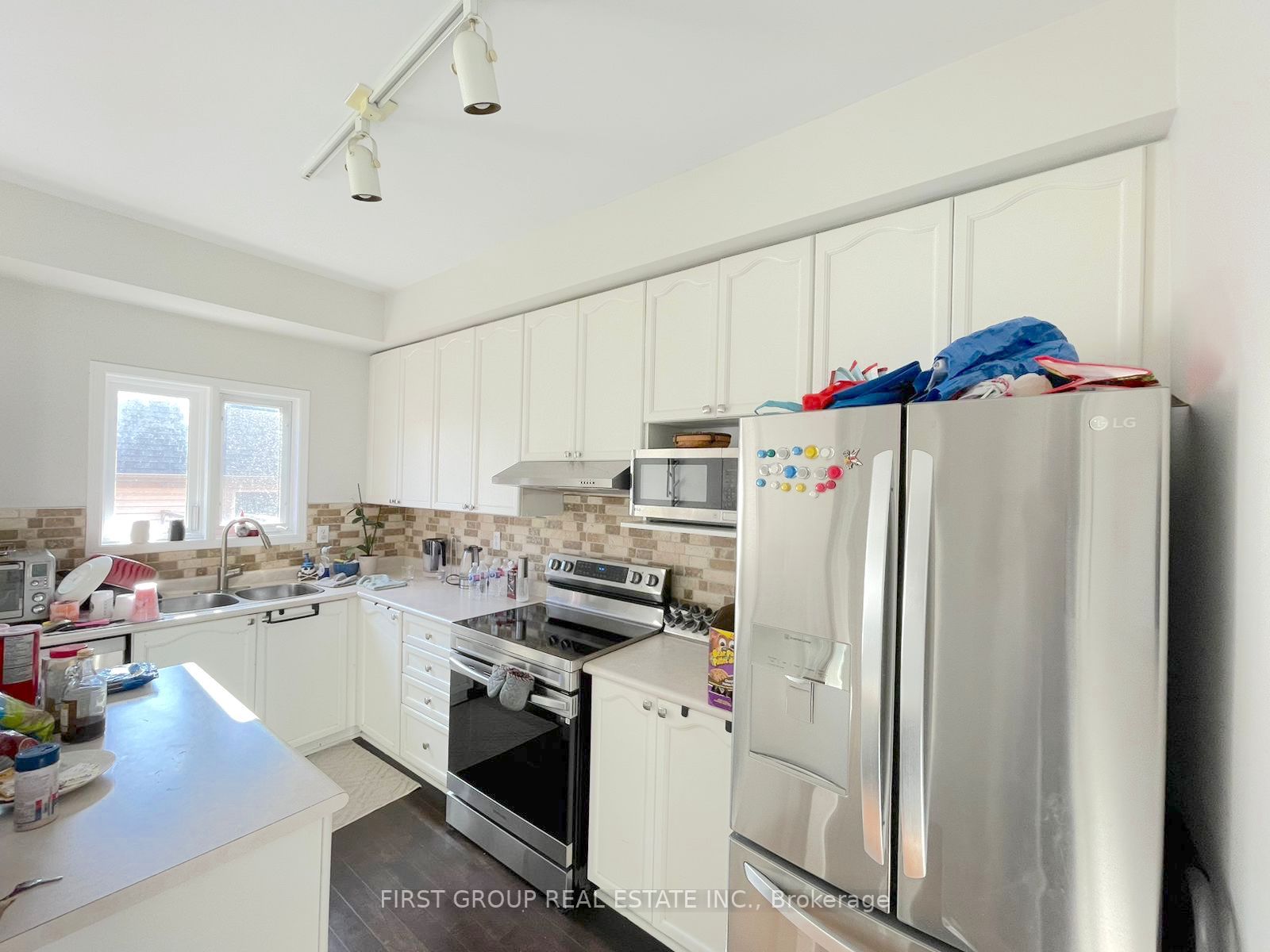 170 Gatwick Dr