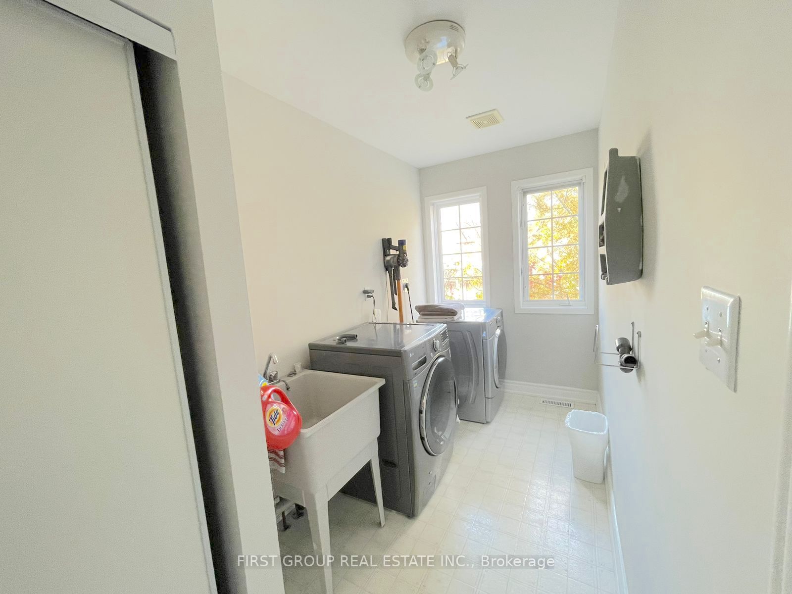170 Gatwick Dr