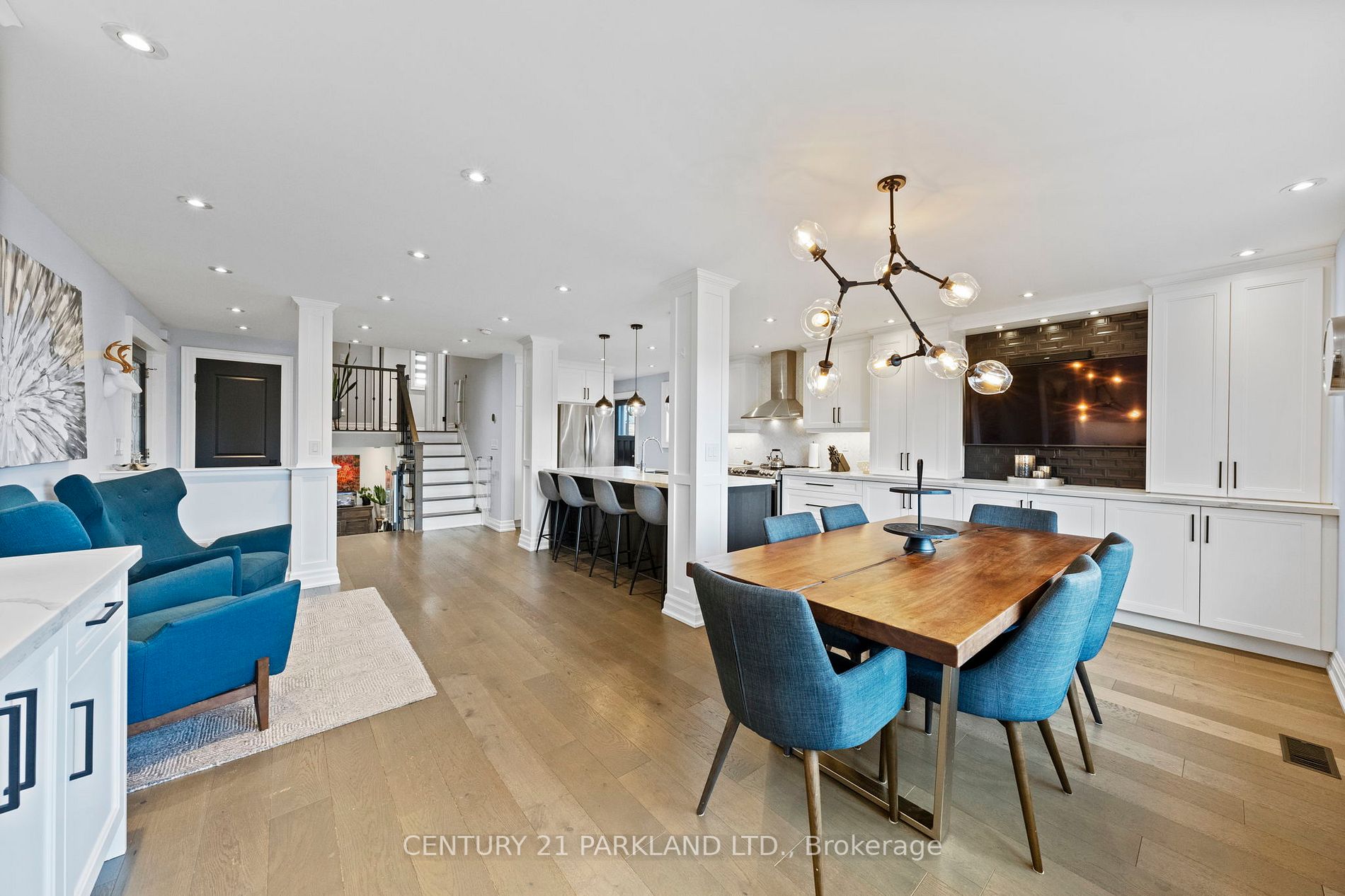 7 Monaco Crt