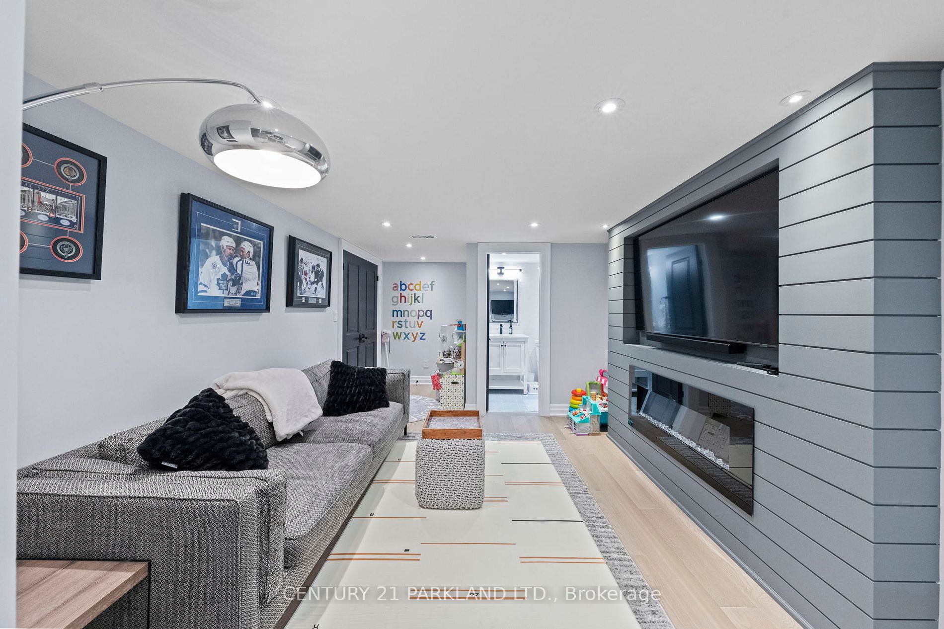 7 Monaco Crt