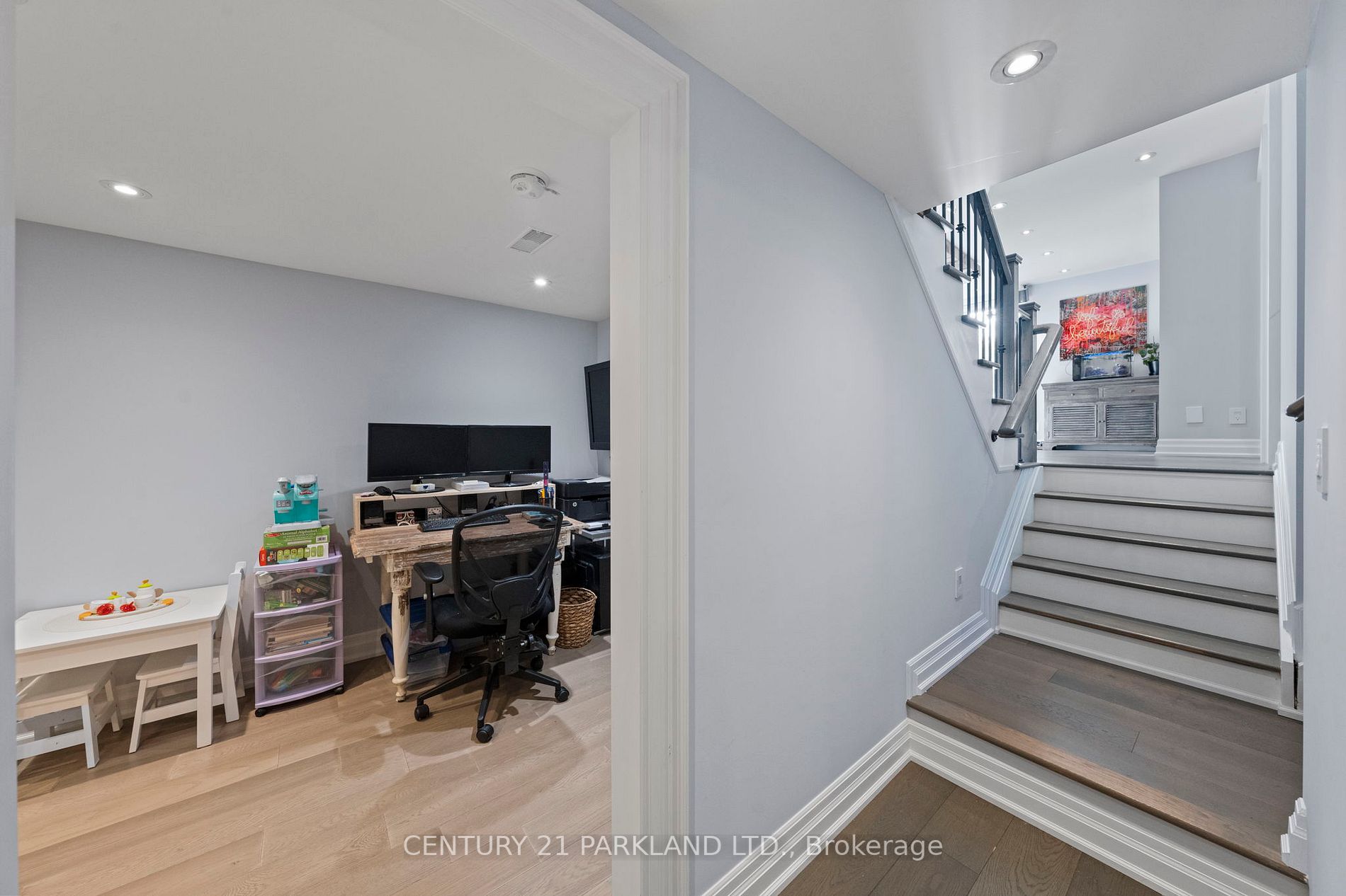 7 Monaco Crt