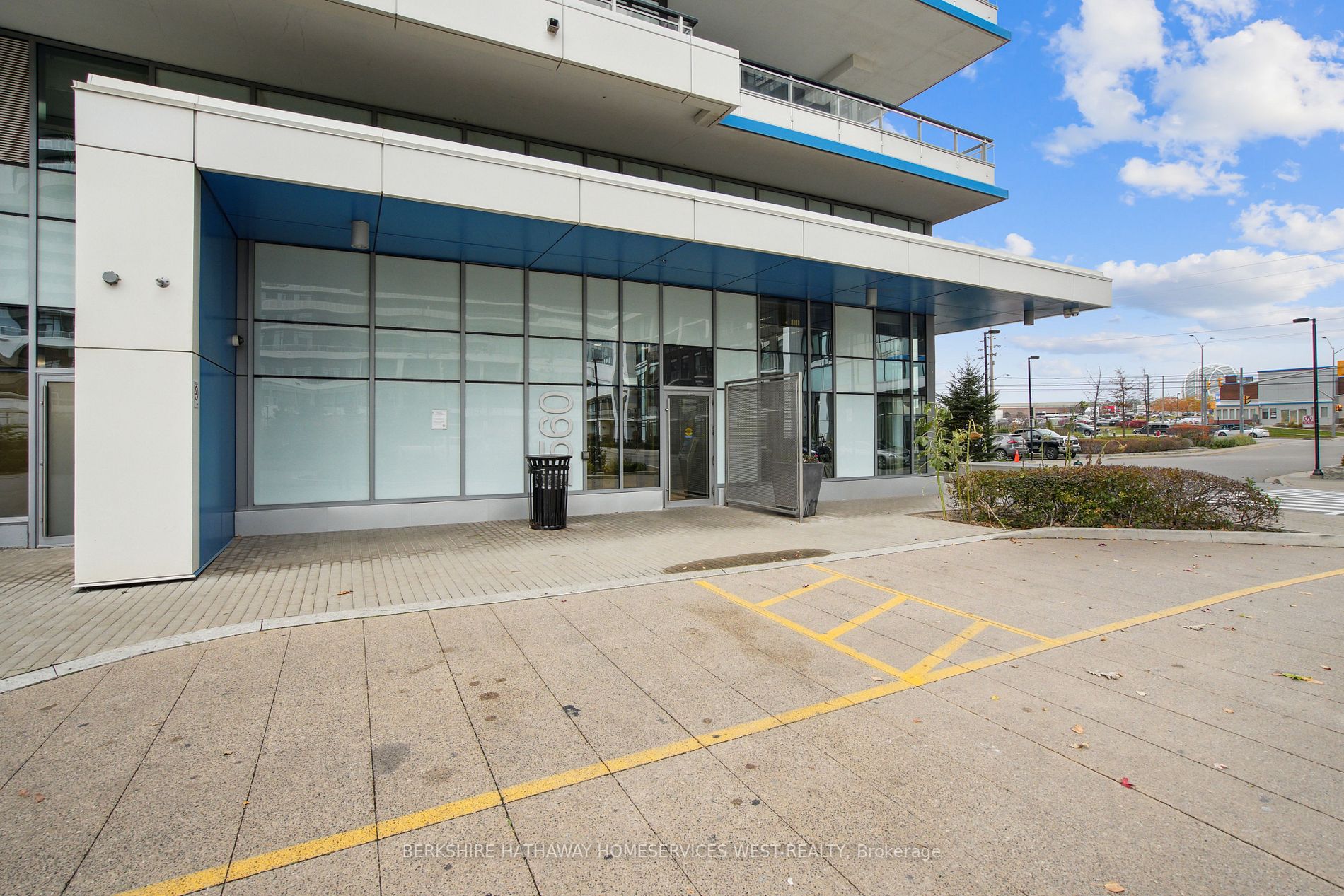 2560 Eglinton Ave W, #507