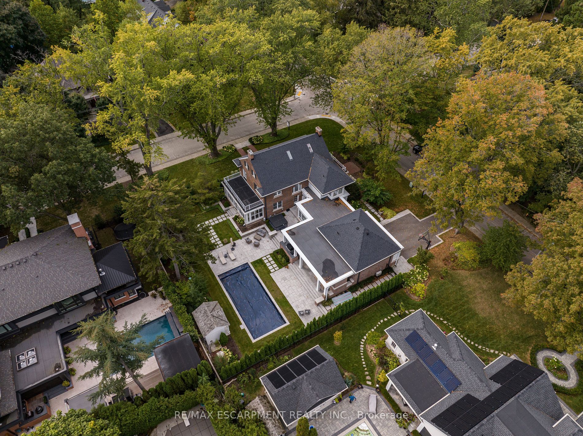 291 Hart Ave