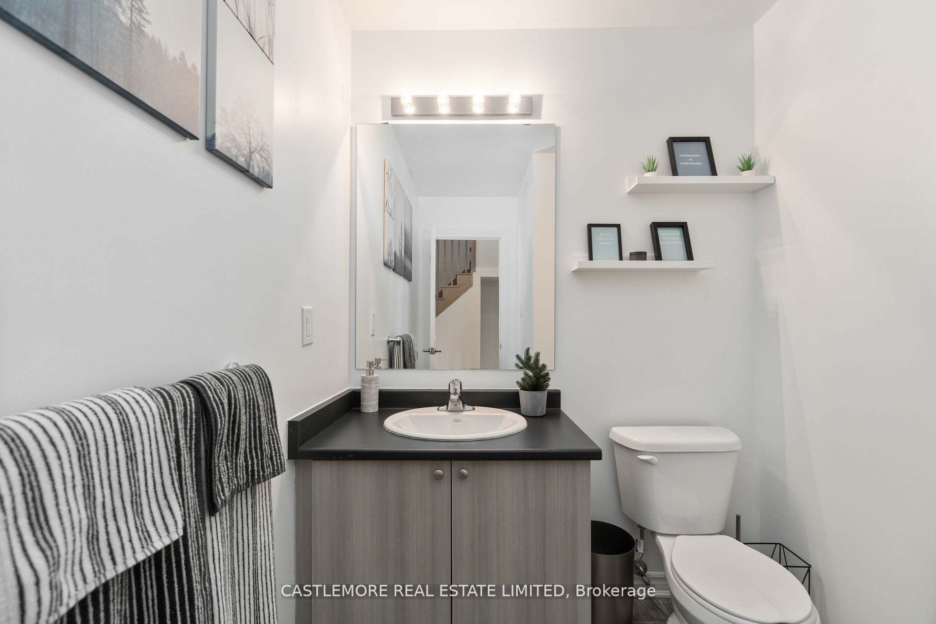 2485 Badger Cres, #5