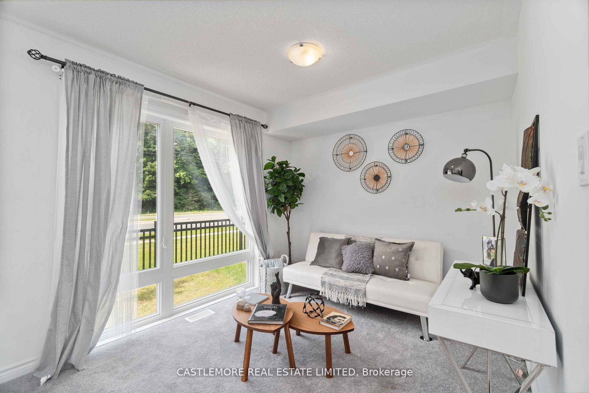 2485 Badger Cres, #5