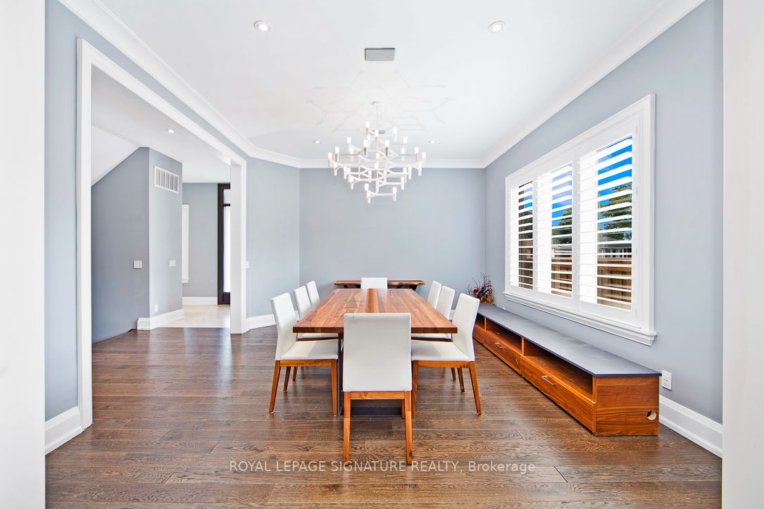 450 Saville Cres