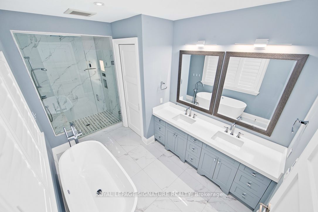450 Saville Cres