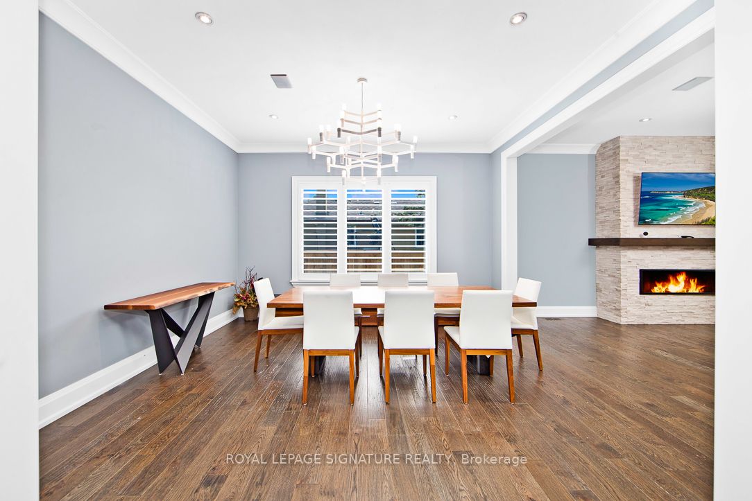 450 Saville Cres