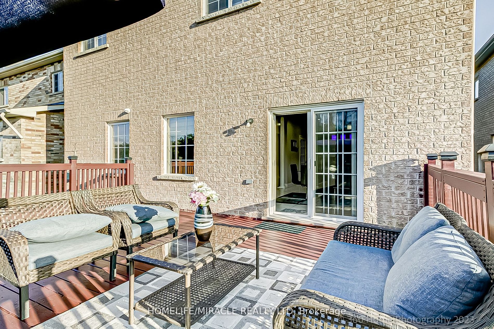 61 Haviland Circ