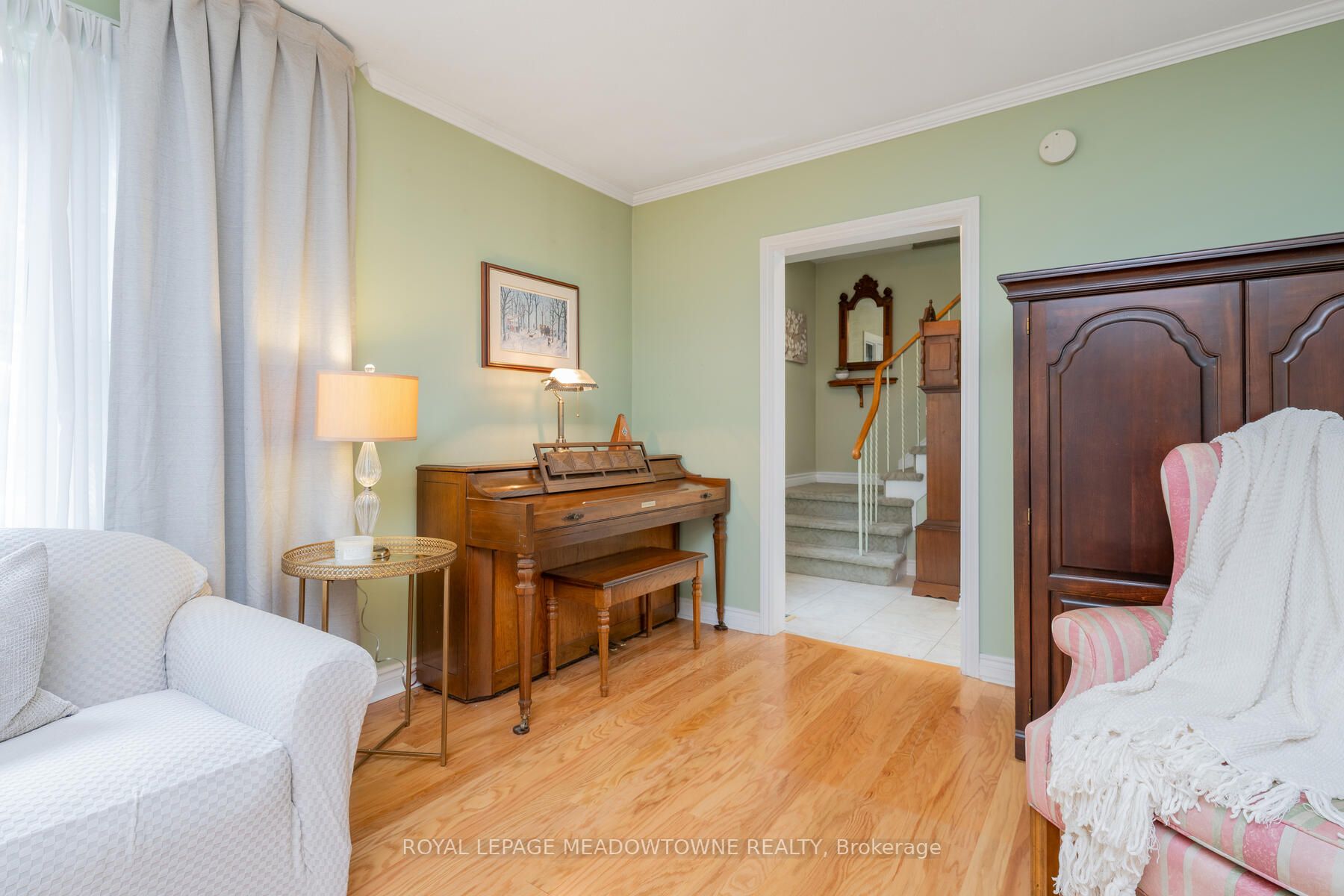 38 Chelvin Dr