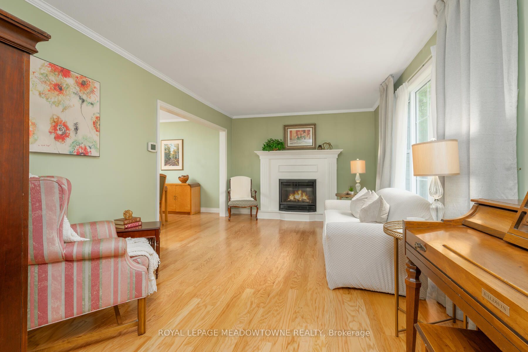 38 Chelvin Dr
