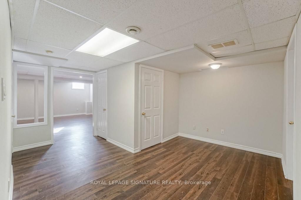 1350 Weir Chse