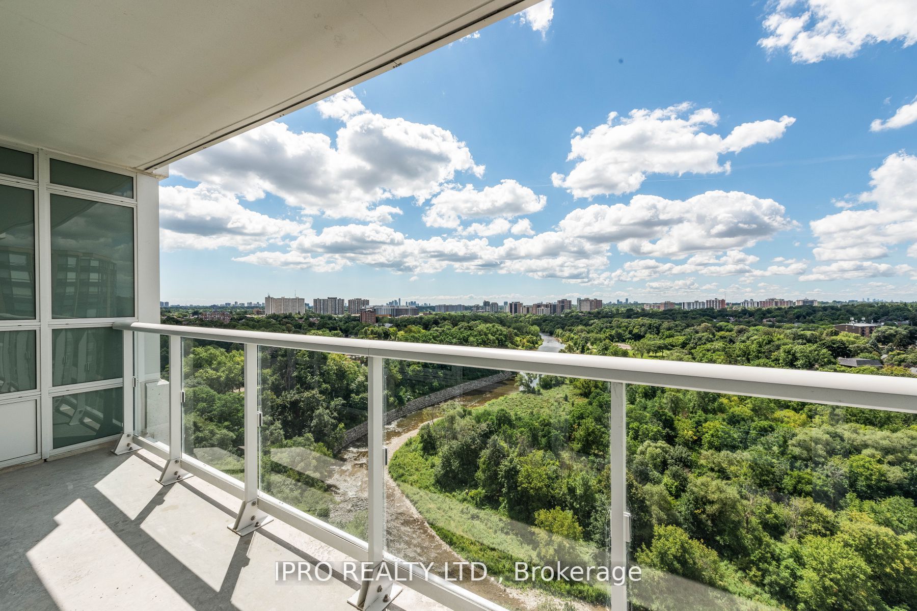 10 Wilby Cres, #1404