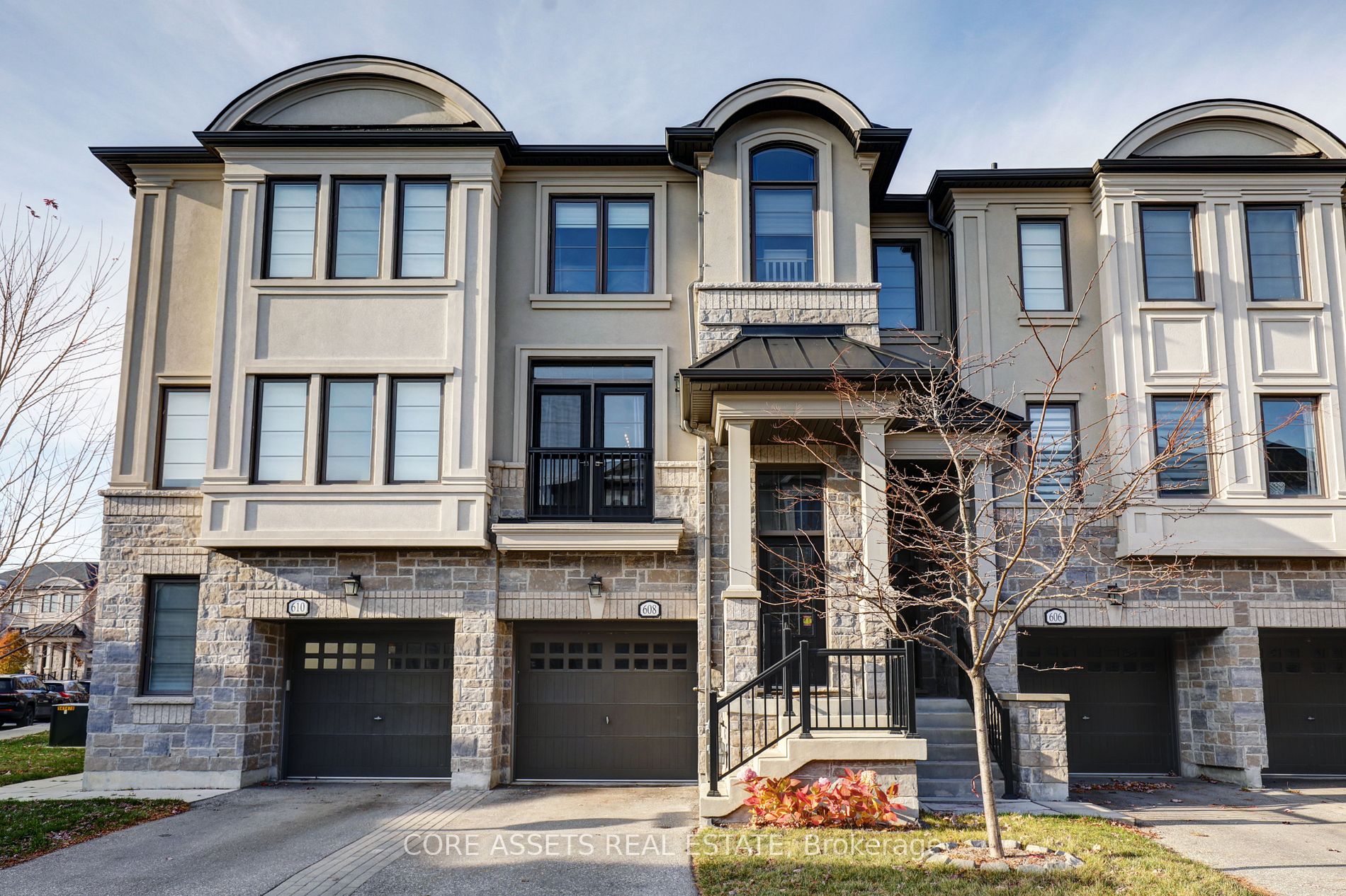 608 Mermaid Cres