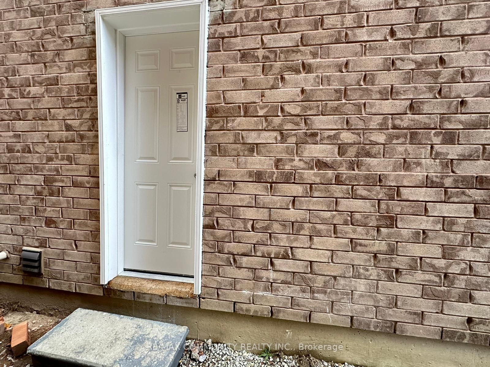 46 Delambray St, #Bsmt