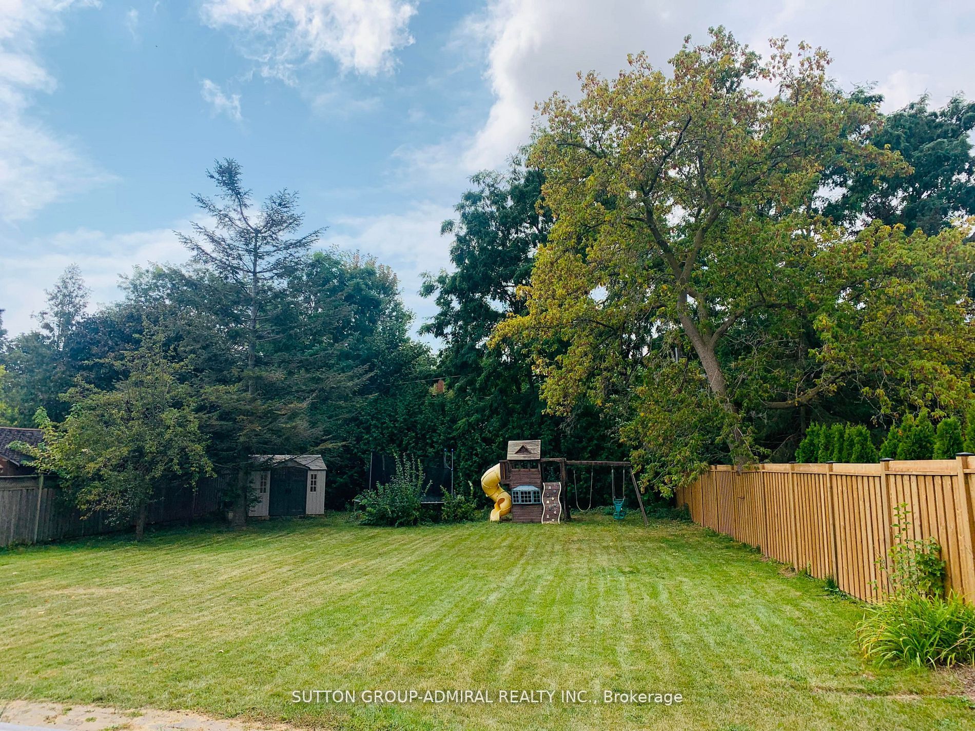 1110 Truman Ave