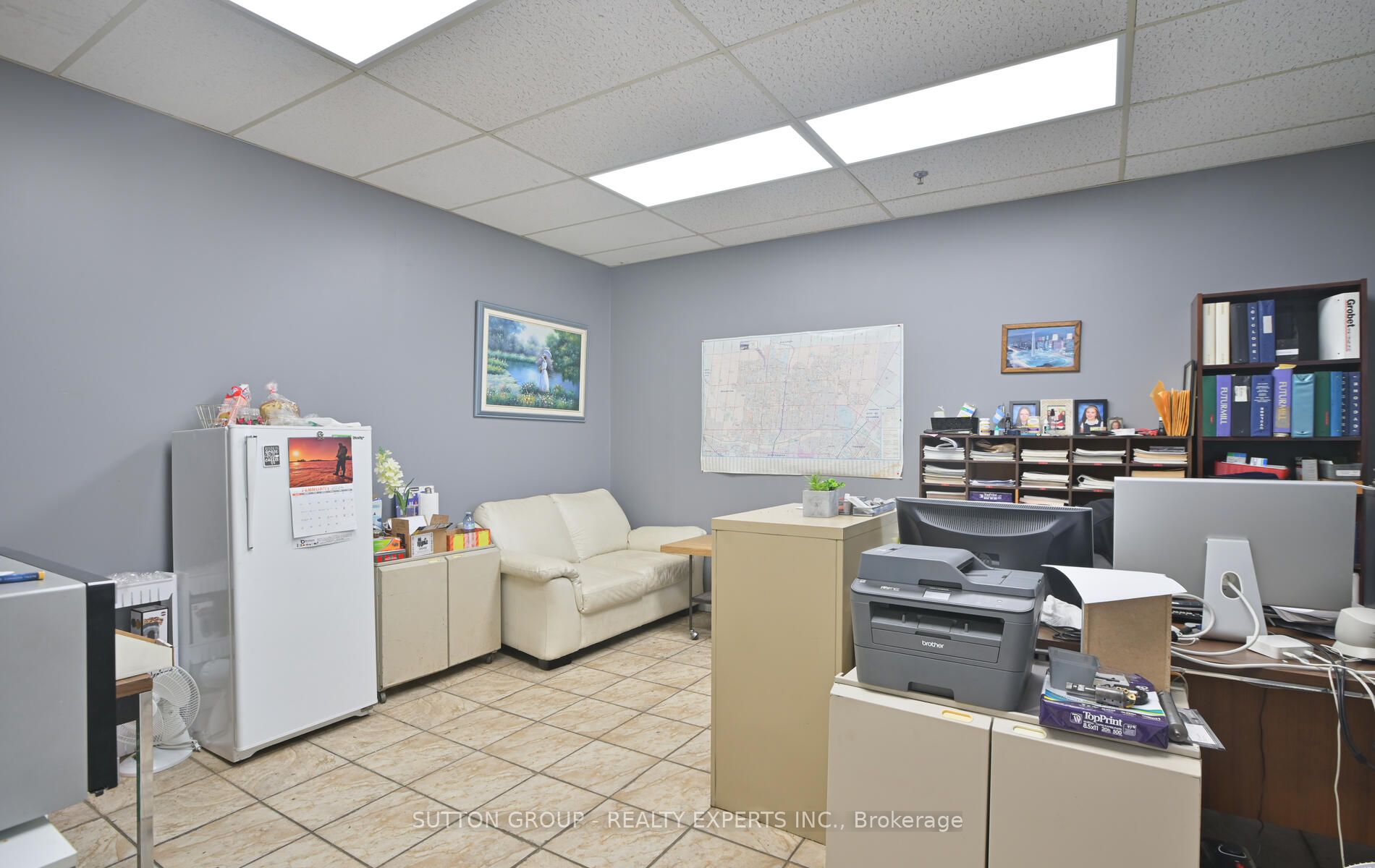 173 Advance Blvd, #53/54