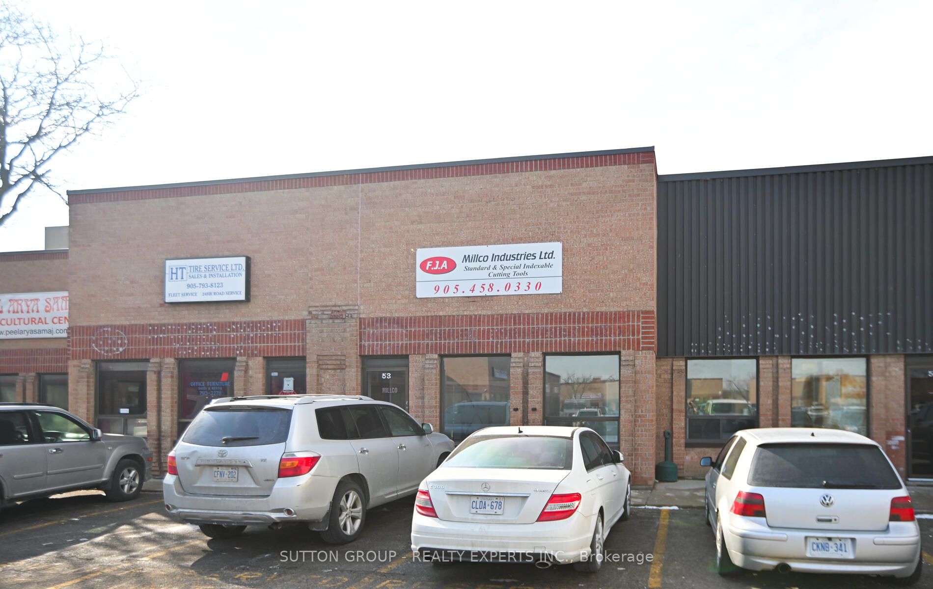 173 Advance Blvd, #53/54