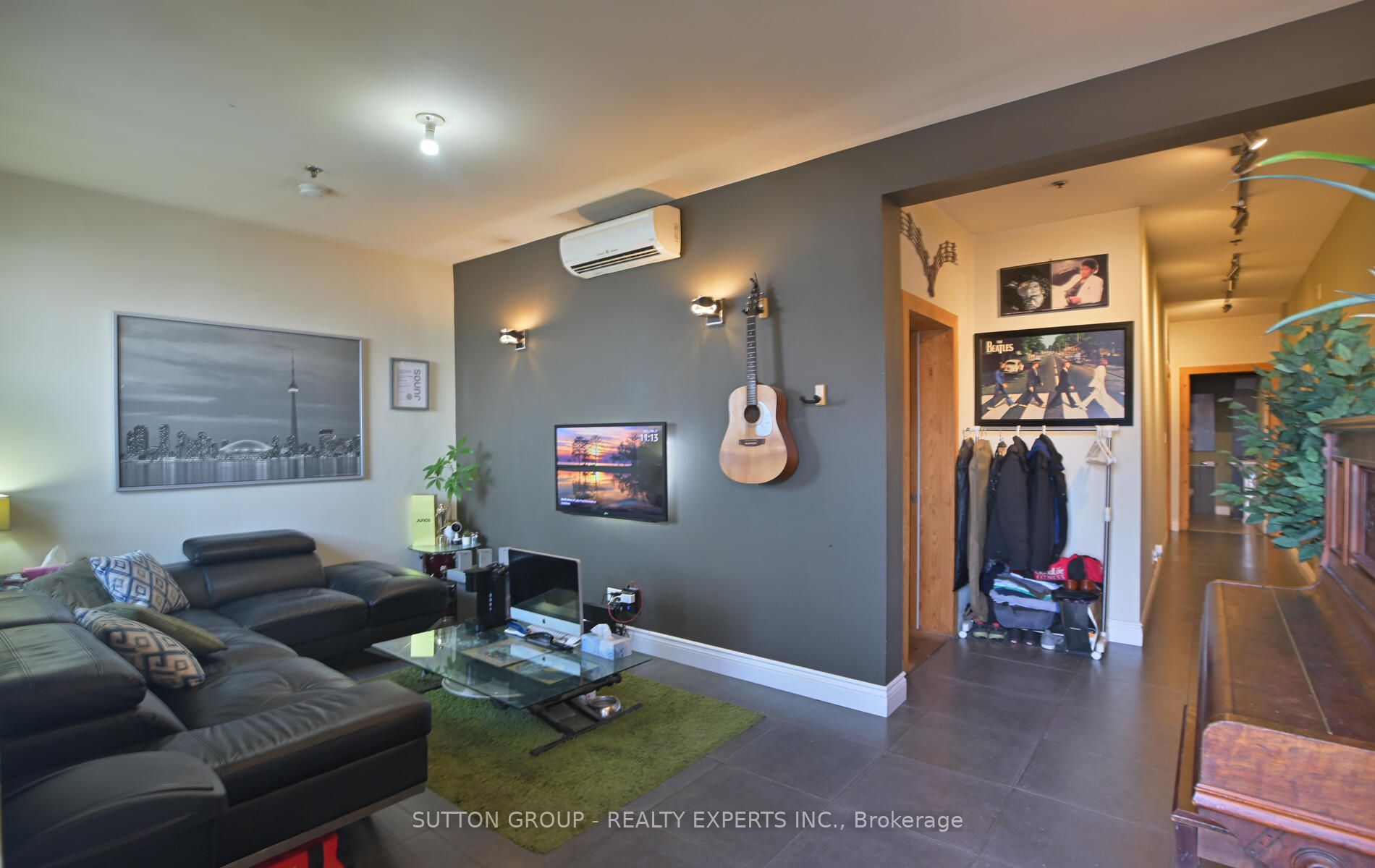 173 Advance Blvd, #53/54
