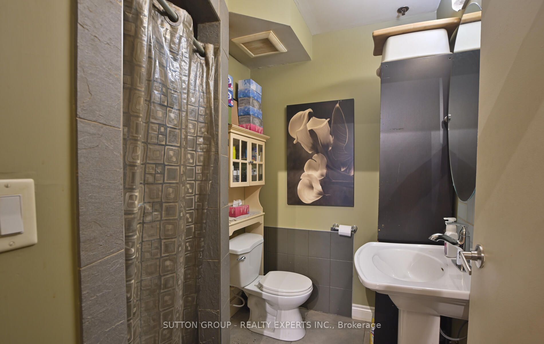 173 Advance Blvd, #53/54
