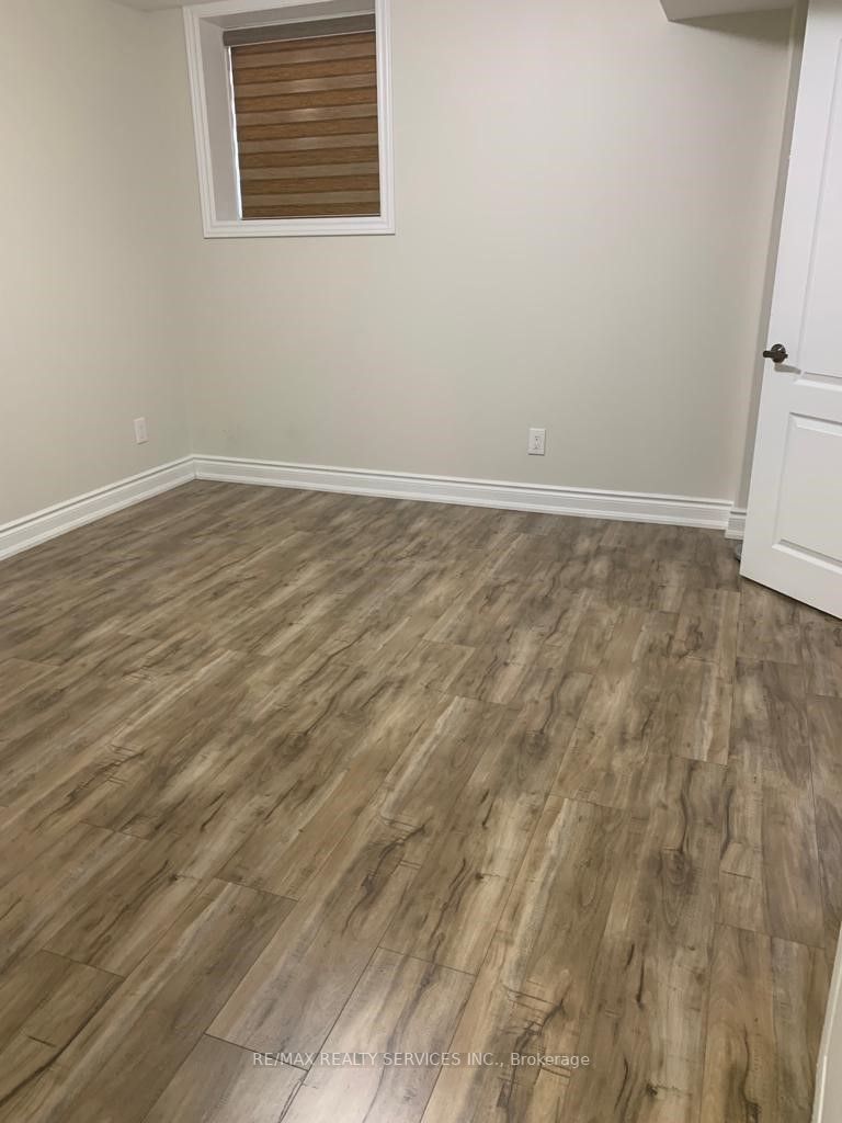 16 Amaretto Crt