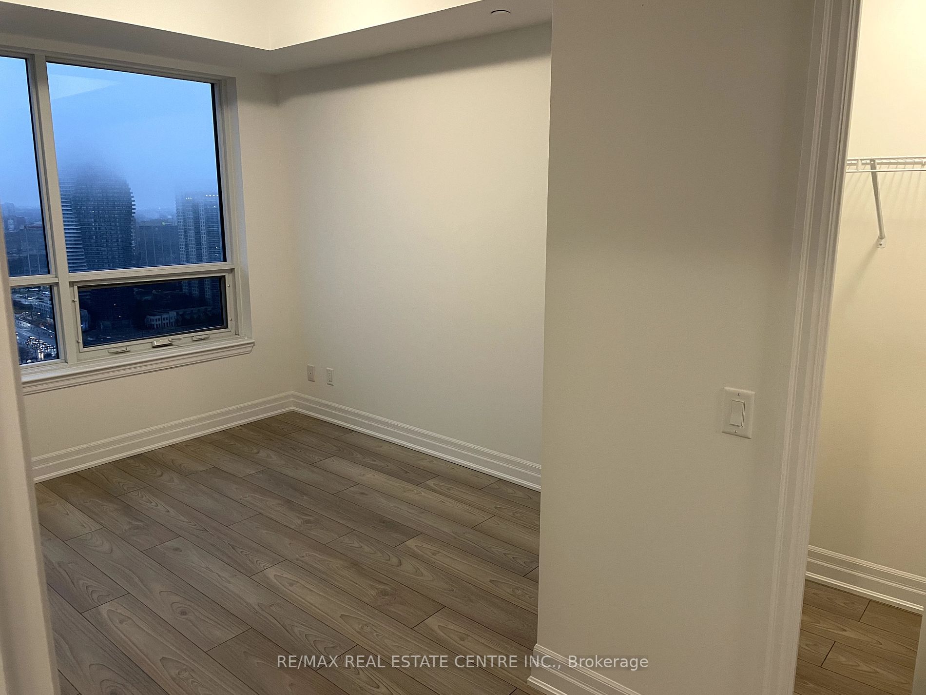 36 Elm Dr W, #3209